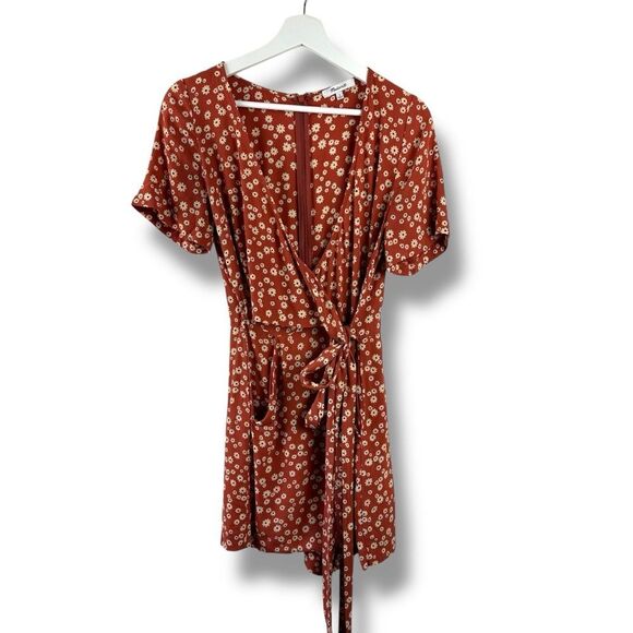 Madewell Pants - Madewell Wrap-Front Daisy Print Romper 4 Summer Festival